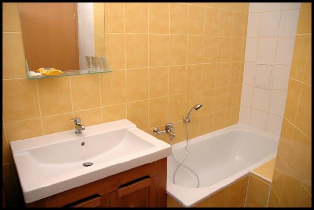 Luxusn apartmn v centru Jina 6