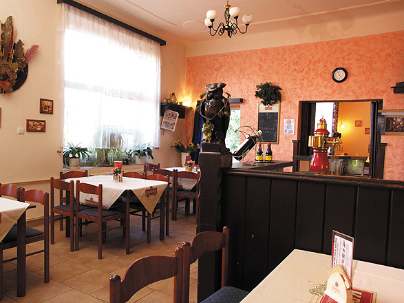 Hotel Grand - evnice 4