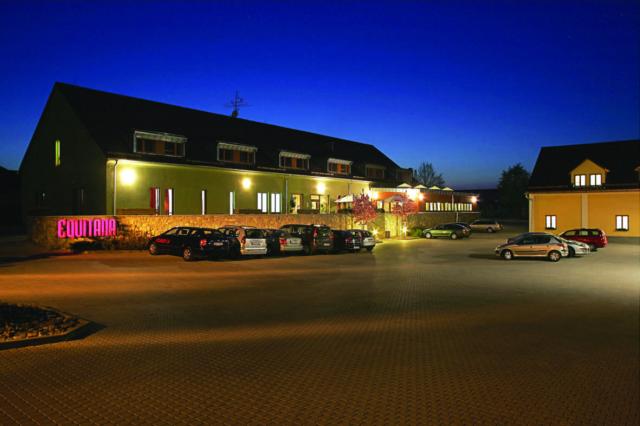 Equitana Hotel Resort