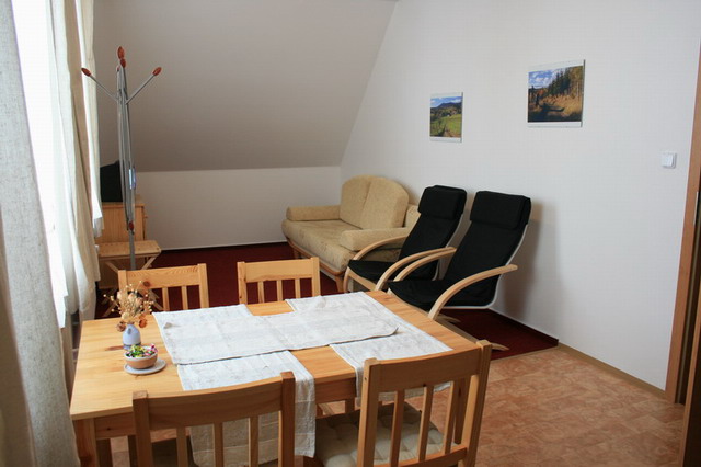 Apartmny zLosin 6