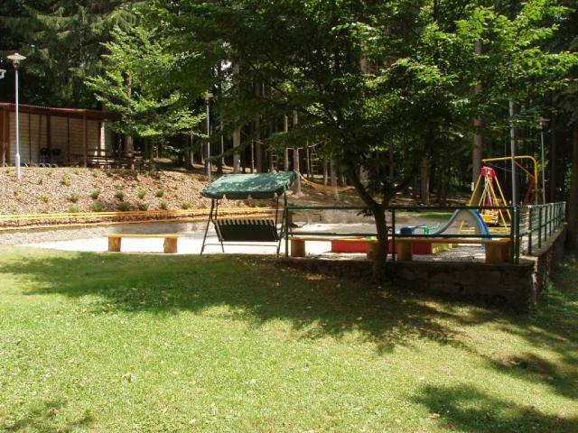 Chatov osada U lesa 9