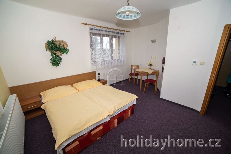 HOLIDAY HOME - Penzionl na Vylovce 8
