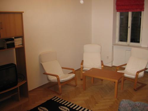 Apartments Emma 2