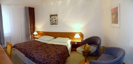 Hotel Lenka *** 3