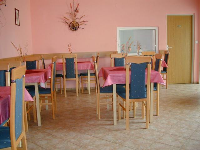 PENSIONU EURO - MIKULOV 4