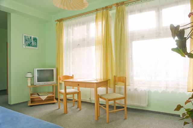 HOSTEL TRIM 3
