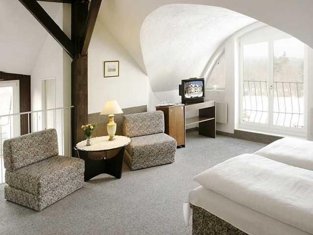 LESN HOTEL PERLAK *** 5
