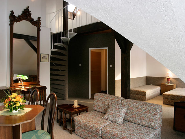 LESN HOTEL PERLAK *** 6