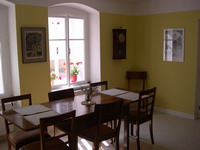 Village House Centre 6