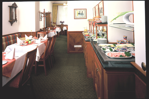 Hotel 16