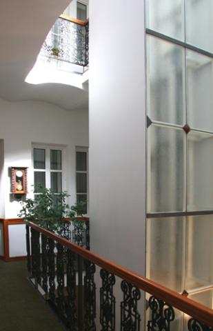 Hotel 16 4