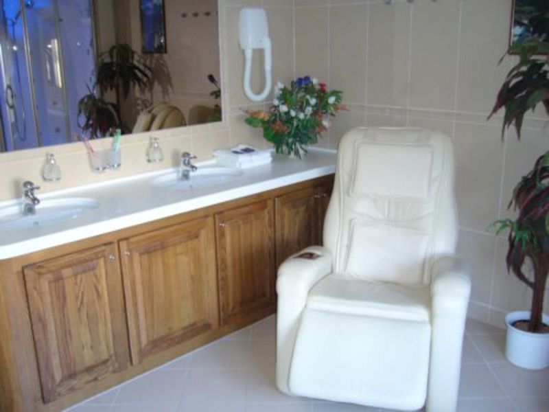Penzion EMA - ubytovn, apartmny u sjezdovky 8